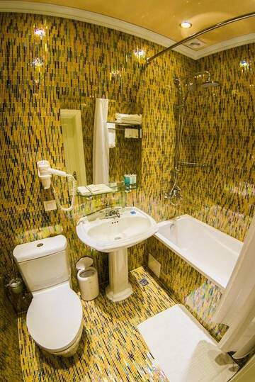 Фото номера Люкс Гостиница Royal Hotel г. Дагомыс 6