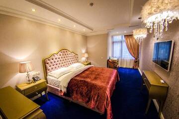 Фото номера Люкс Гостиница Royal Hotel г. Дагомыс 2